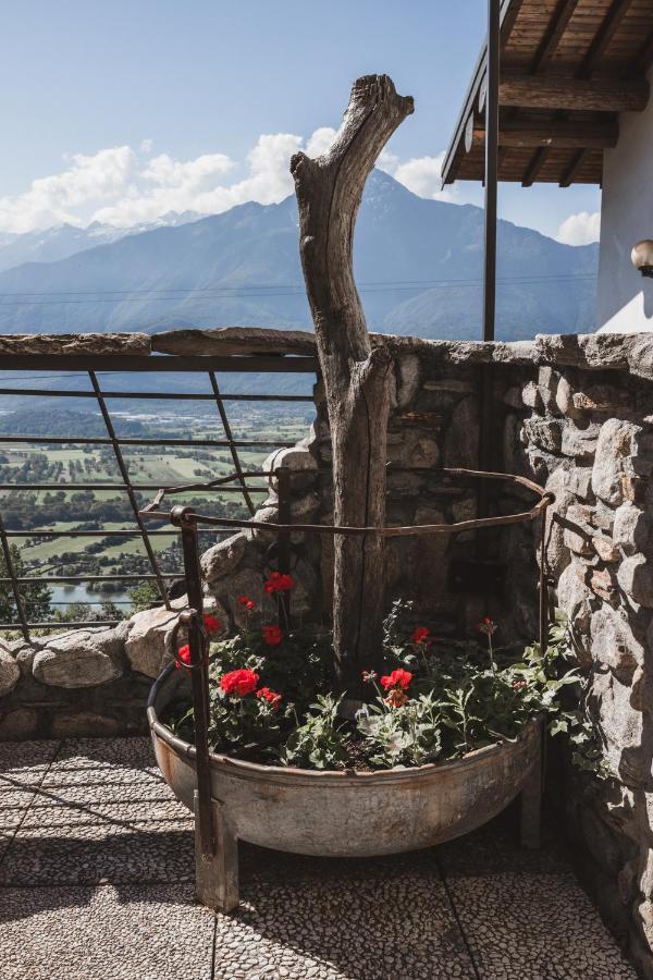 Appartamenti Montemezzo Le Case In Pietra Vista Lago Джера-Ларио Экстерьер фото